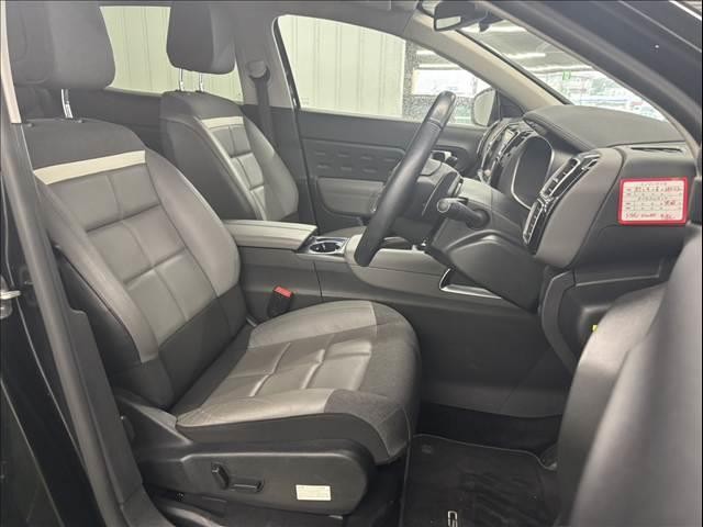 24843599_carP_l_14.jpg