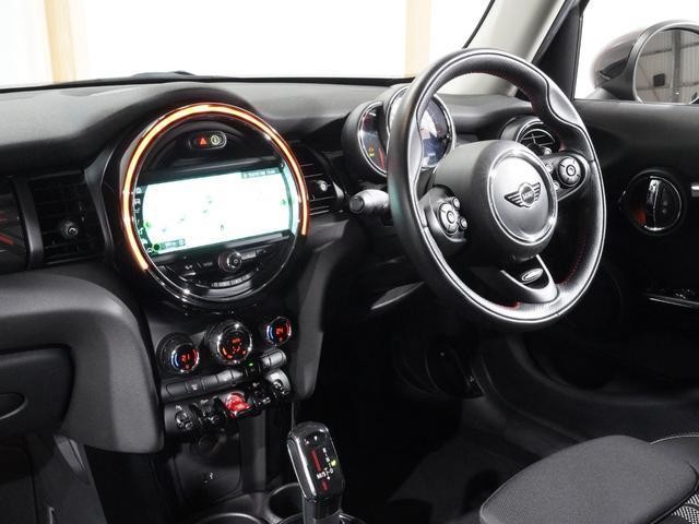 25051597_carP_l_16.jpg