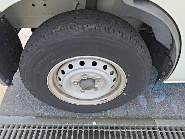 24153655_carP_l_2.jpg