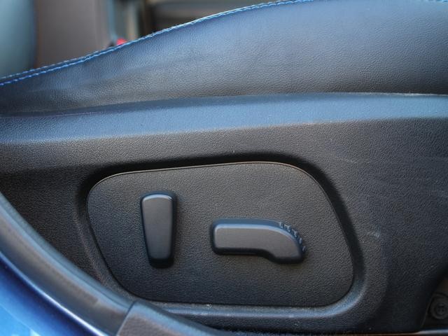 0300150A30260923W00217.jpg