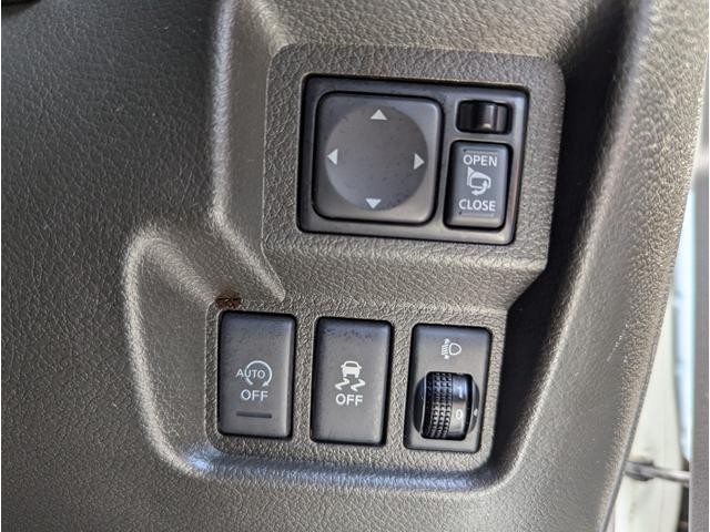 1001990A30260730W00208.jpg