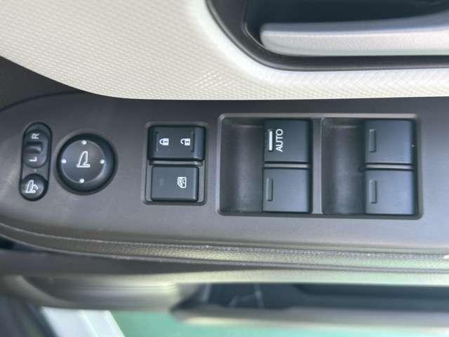 24279000_carP_l_9.jpg