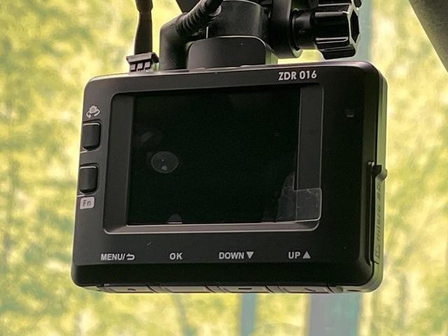 26424859_carP_l_10.jpg