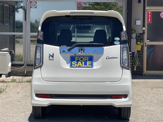 24274418_carP_l_3.jpg