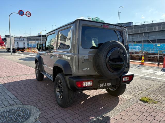 22819912_carP_l_9.jpg