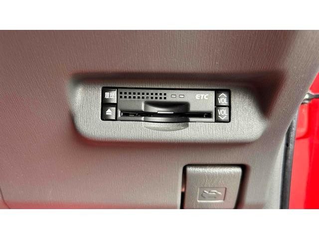 0904312A30261023W00108.jpg