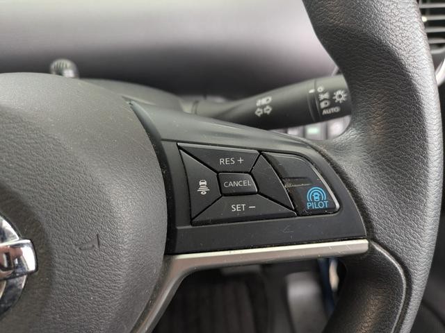 0204992A30261023W00318.jpg
