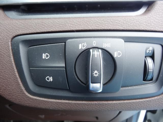 0550895A30261023W00111.jpg