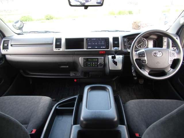 24085998_carP_l_15.jpg