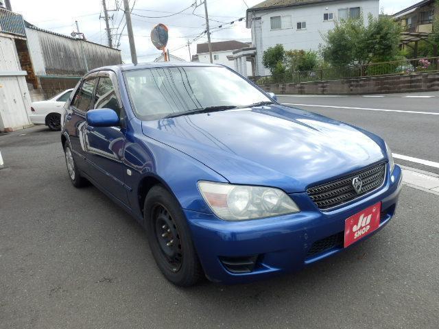 24461008_carP_l_3.jpg