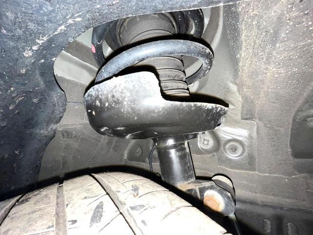 24089960_carP_l_20.jpg