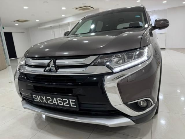 25647439_carP_l_1.jpg
