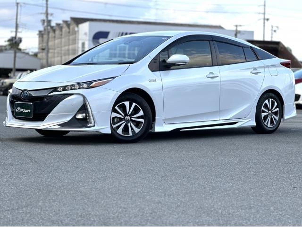 2020 Toyota Prius, photo 1 of 1