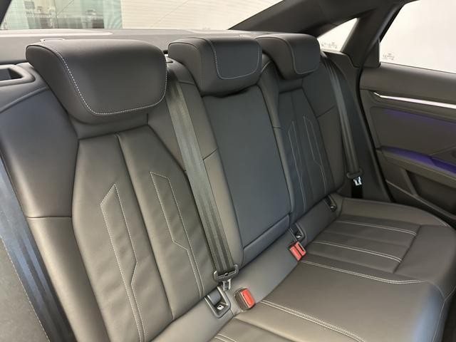 26273806_carP_l_10.jpg