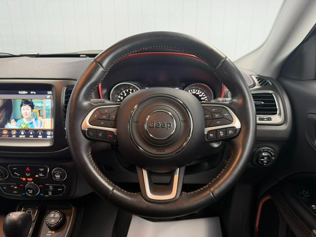 24129511_carP_l_7.jpg