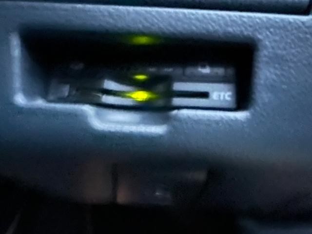 0404050A30260505W00117.jpg