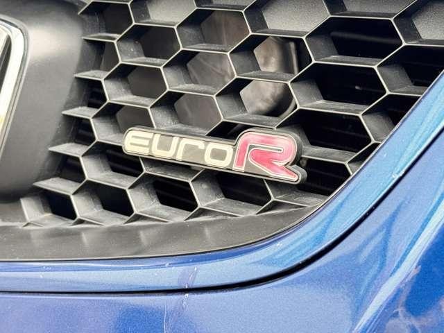 24956077_carP_l_6.jpg
