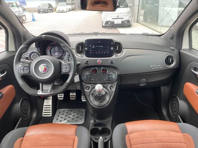 25714423_carP_l_3.jpg