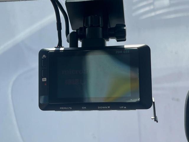 24179227_carP_l_10.jpg