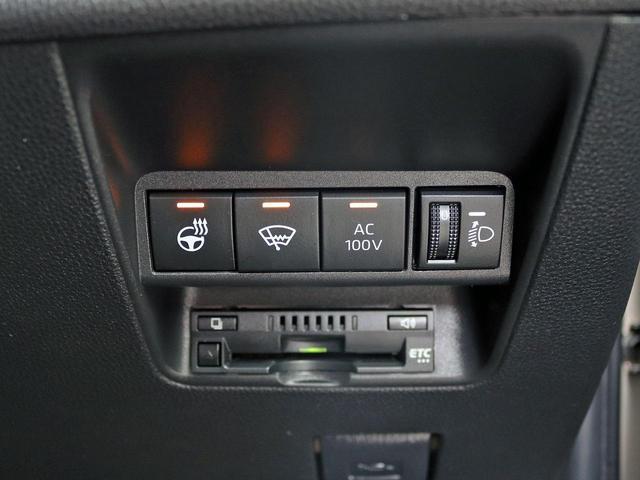 0301983A30260405W00212.jpg