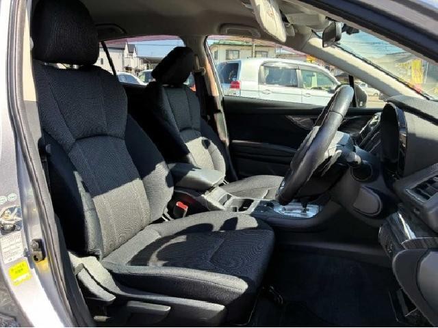 27205133_carP_l_2.jpg