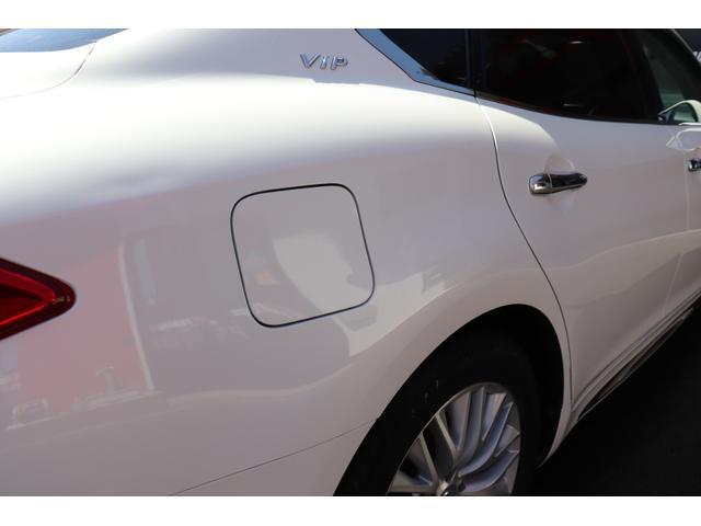 0404183A30260415W00118.jpg