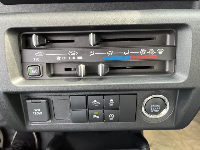 0540095A30260415W00118.jpg