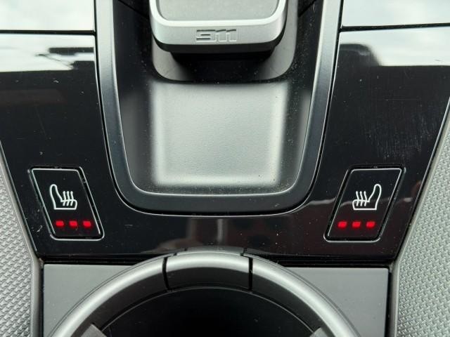 26210887_carP_l_12.jpg