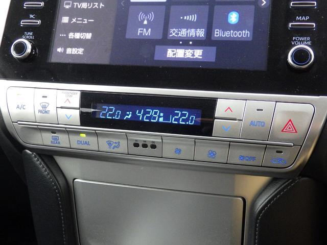 0704330A30260415W00117.jpg