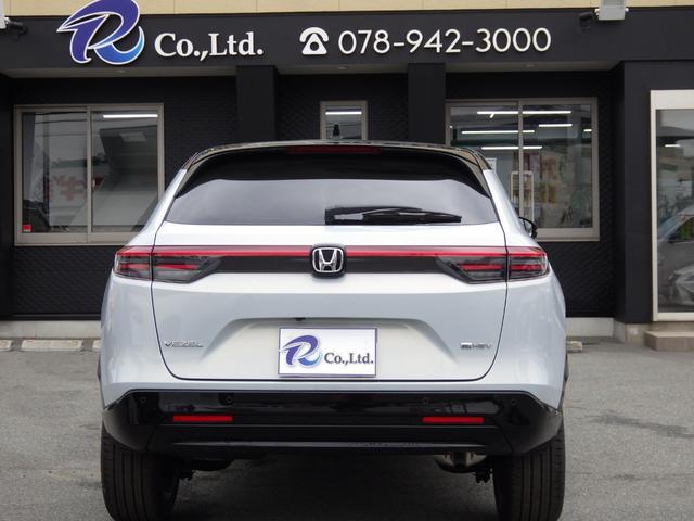 0704330A30260415W00204.jpg