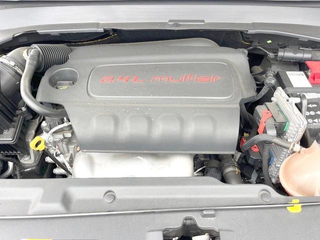 26401950_carP_l_18.jpg