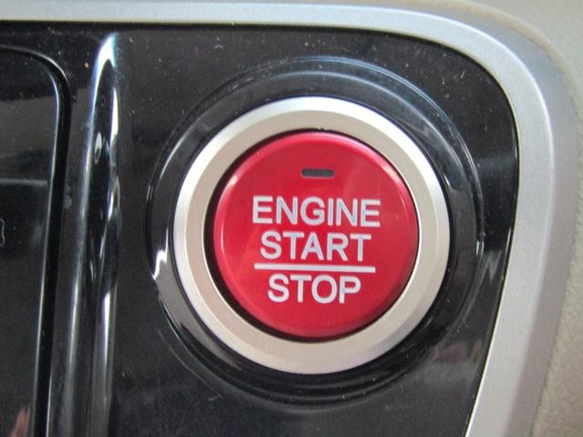 0403269A30260917W01417.jpg