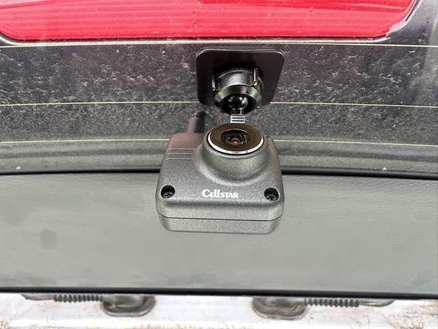 24978856_carP_l_6.jpg