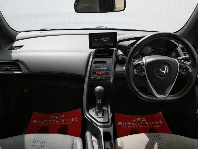 23276077_carP_l_3.jpg