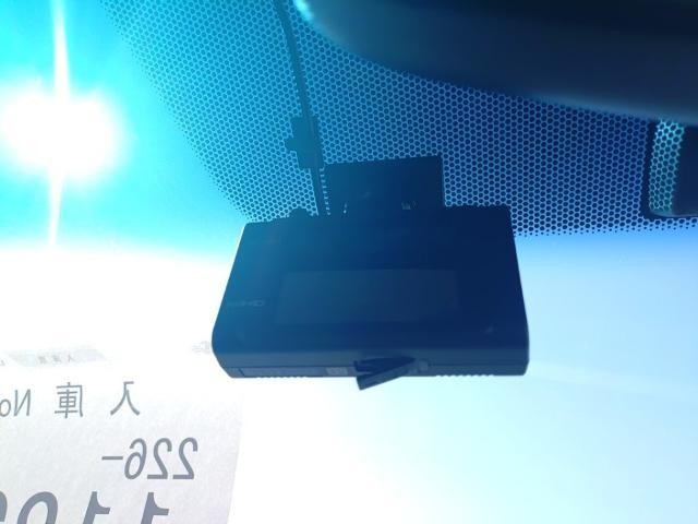 27232730_carP_l_12.jpg