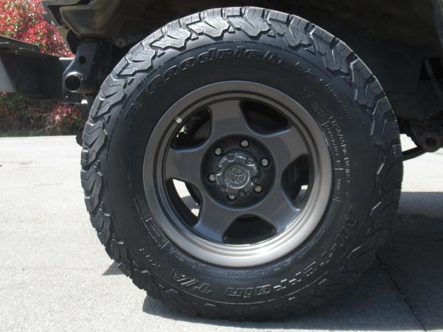 23516835_carP_l_10.jpg