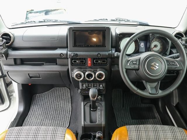 24947441_carP_l_3.jpg