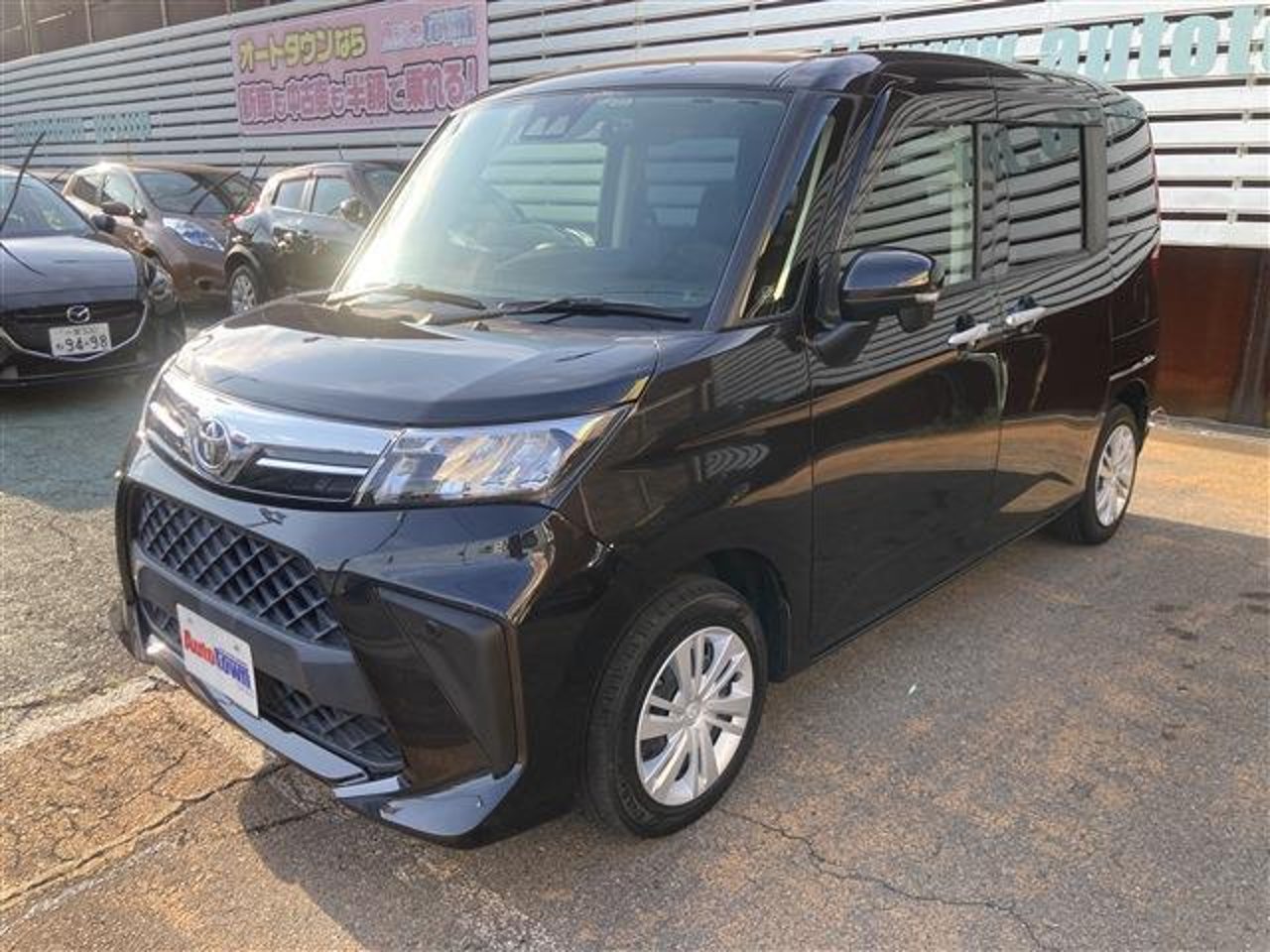 2021 Toyota Roomy, photo 1 of 1