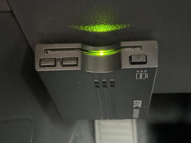 24111874_carP_l_13.jpg