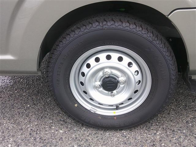 26298677_carP_l_20.jpg