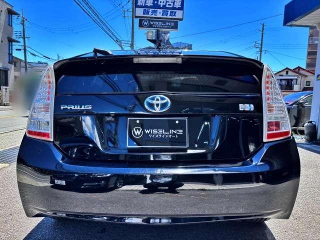 25187089_carP_l_11.jpg