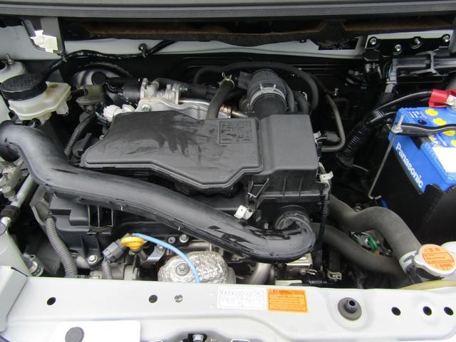 0403558A30260811W00518.jpg