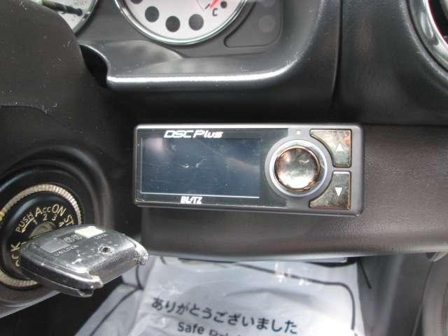 24610966_carP_l_7.jpg