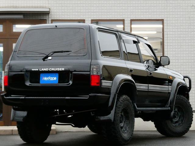 25015543_carP_l_11.jpg