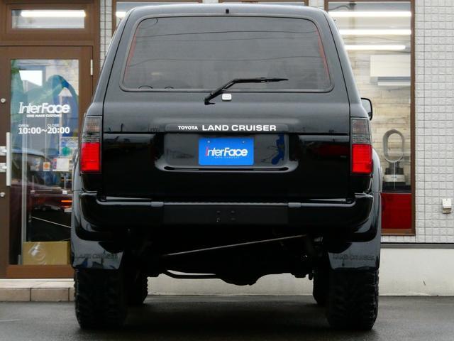 25015543_carP_l_8.jpg
