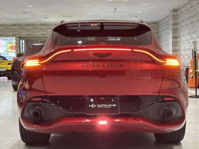 25609301_carP_l_7.jpg