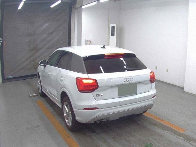 25890151_carP_l_13.jpg