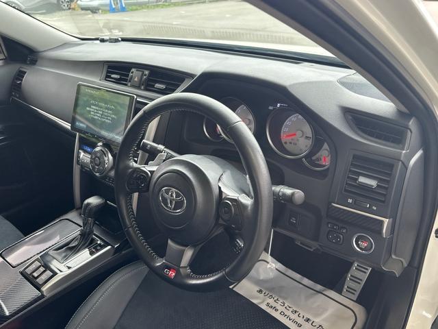 24536169_carP_l_6.jpg