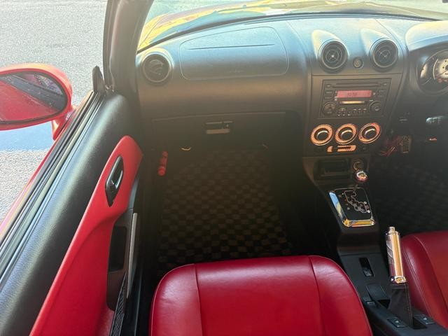 0708210A30261027W00214.jpg
