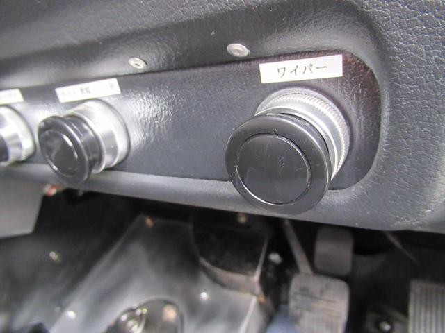 1000558A30210710W00117.jpg